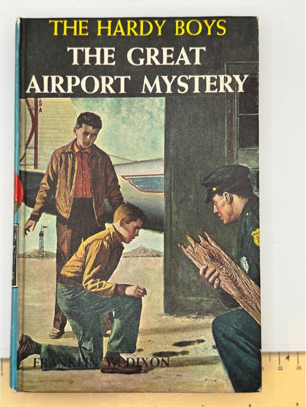 The Hardy Boys: The Great Airport Mystery by Franklin W. Dixon - Vintage 1965